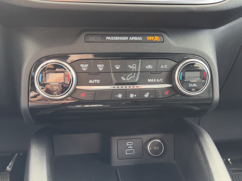 2021 Ford Escape Titanium