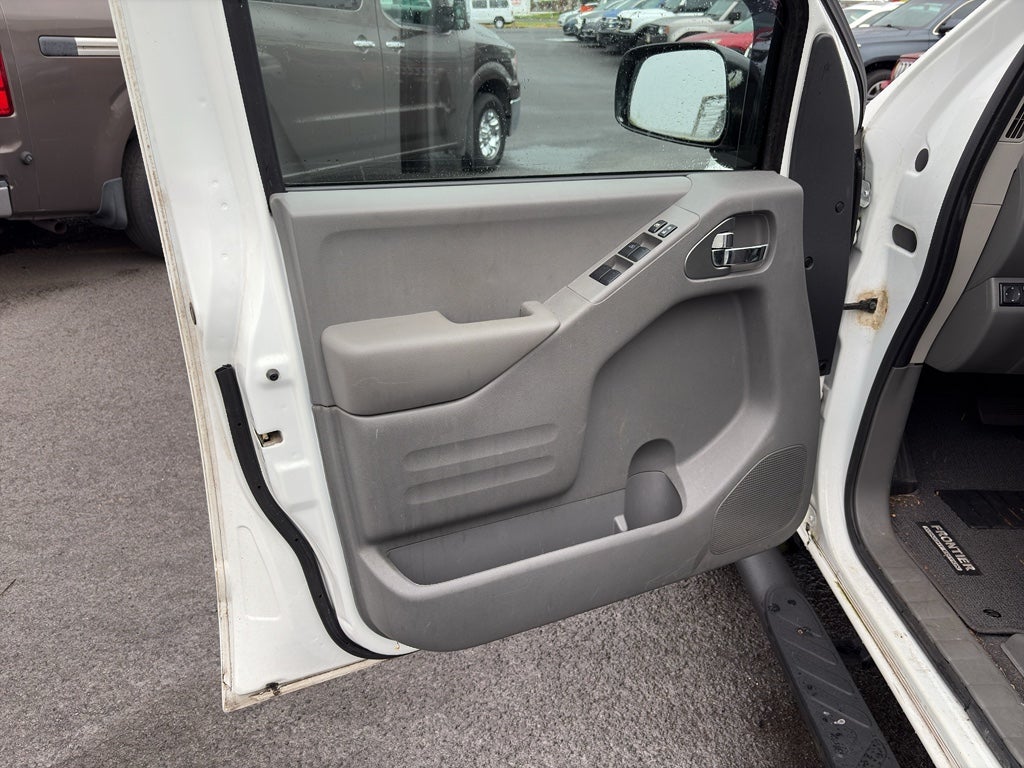 2020 Nissan Frontier SV