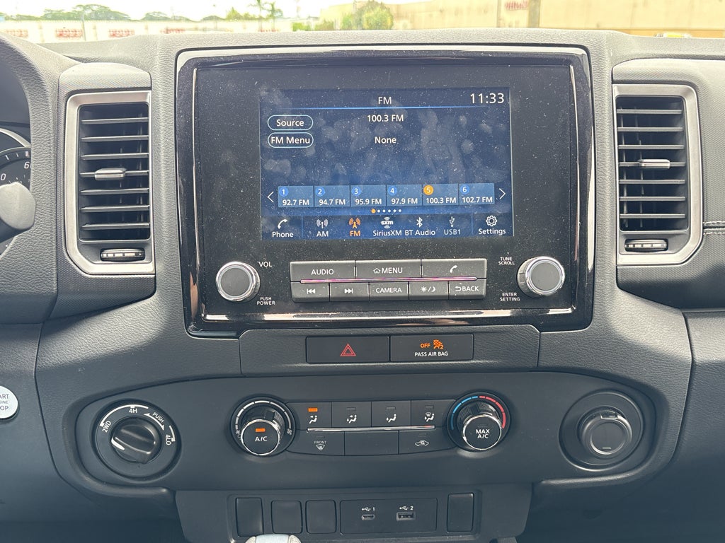 2022 Nissan Frontier SV
