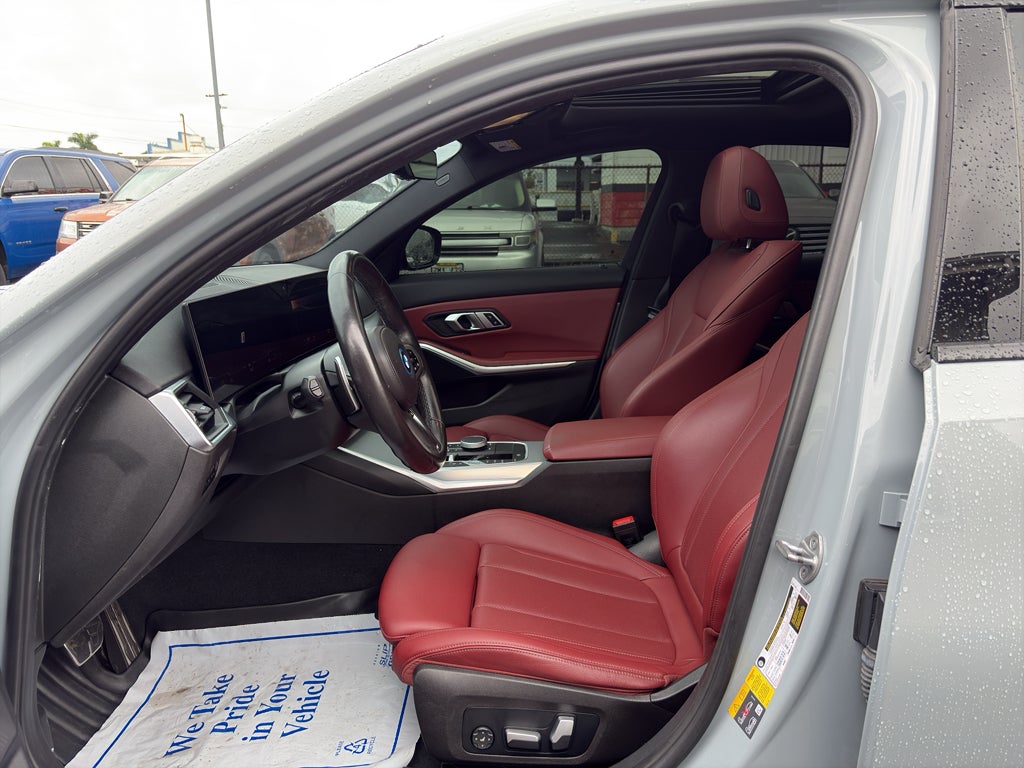 2023 BMW 3 series 330e