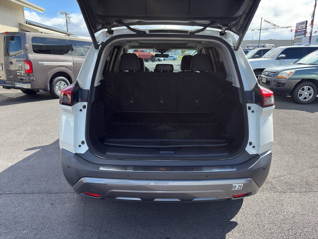 2022 Nissan Rogue SL