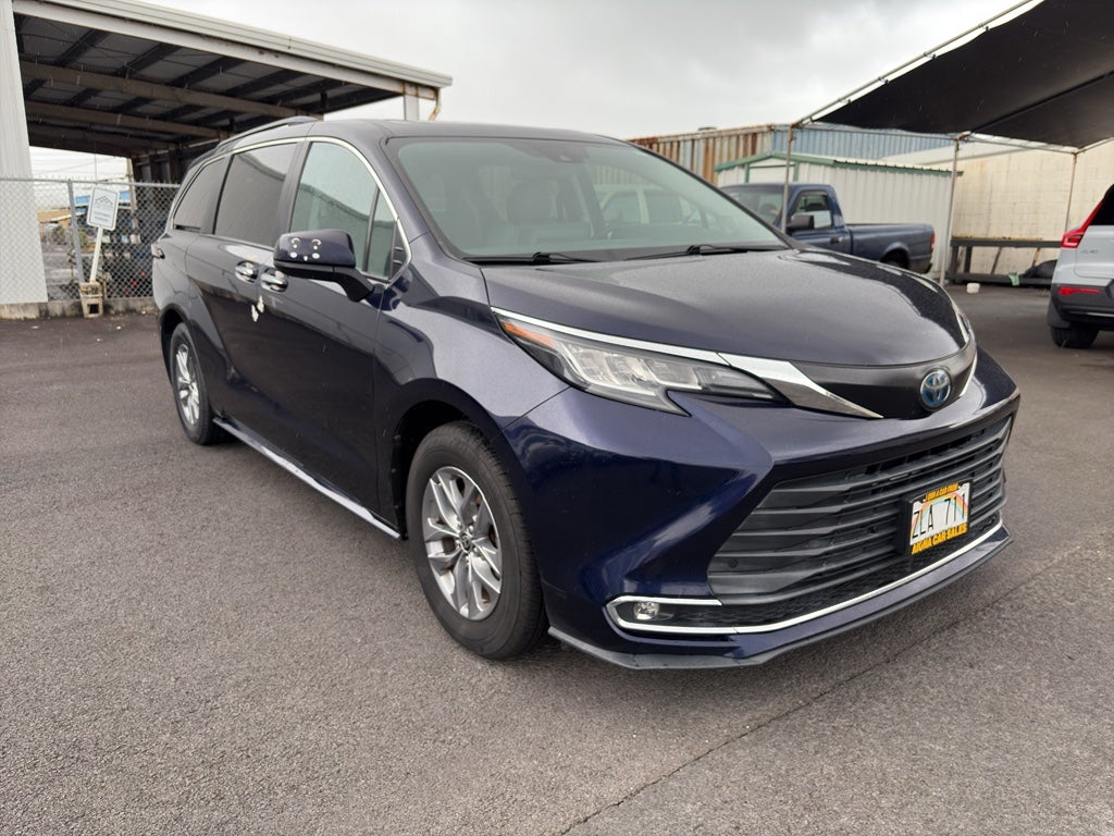 2022 Toyota Sienna XLE