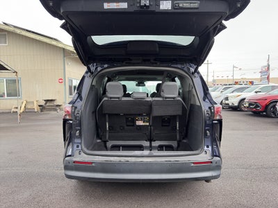 2022 Toyota Sienna XLE