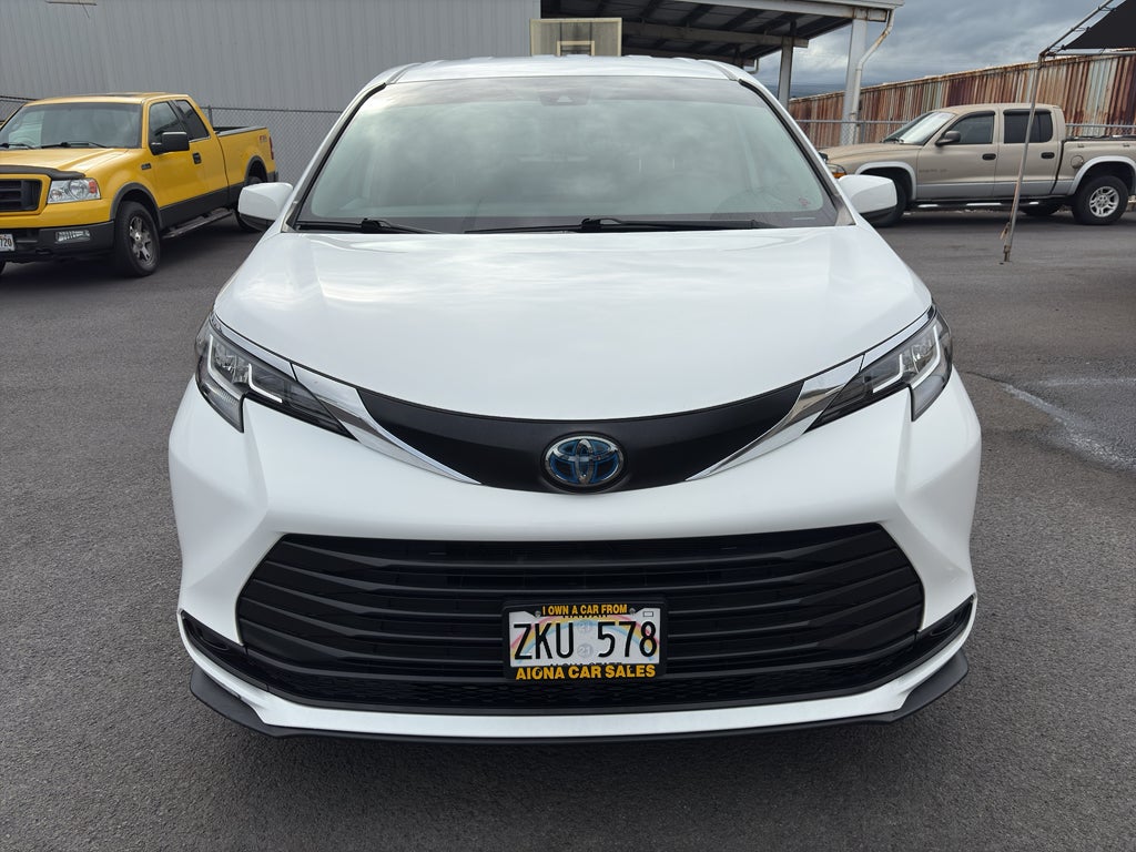 2021 Toyota Sienna LE