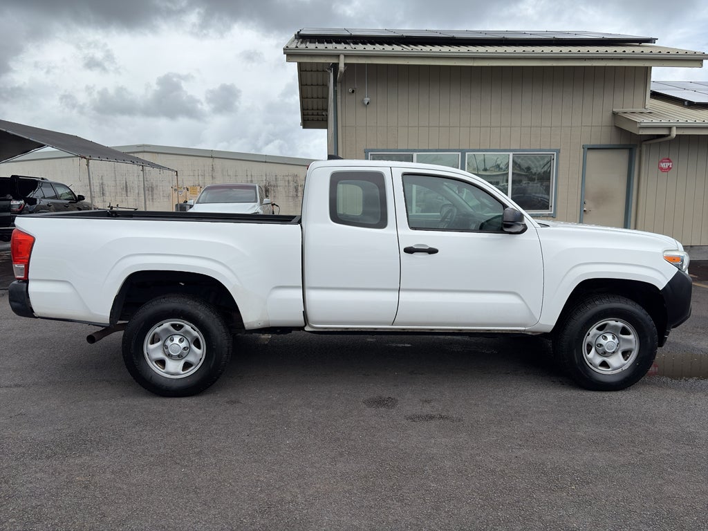 2017 Toyota Tacoma SR