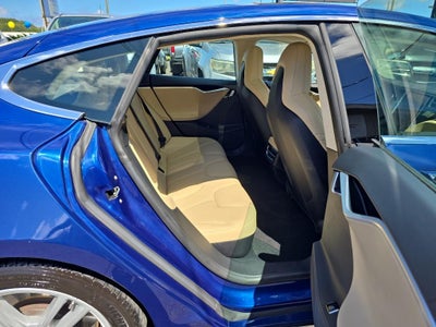 2015 Tesla Model S 85D