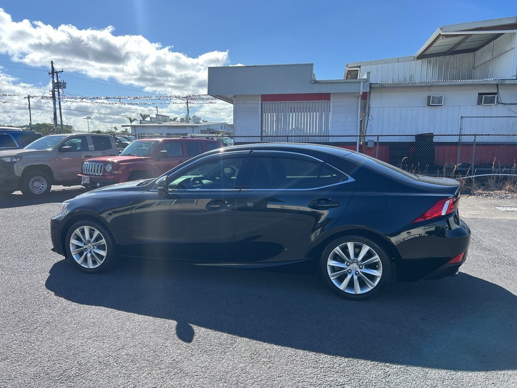 2016 Lexus IS 200t Base