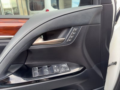 2016 Lexus LX 570 Base