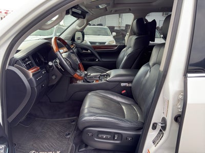 2016 Lexus LX 570 Base