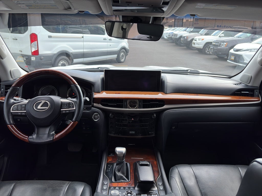 2016 Lexus LX 570 Base