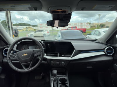 2025 Chevrolet Trax LS