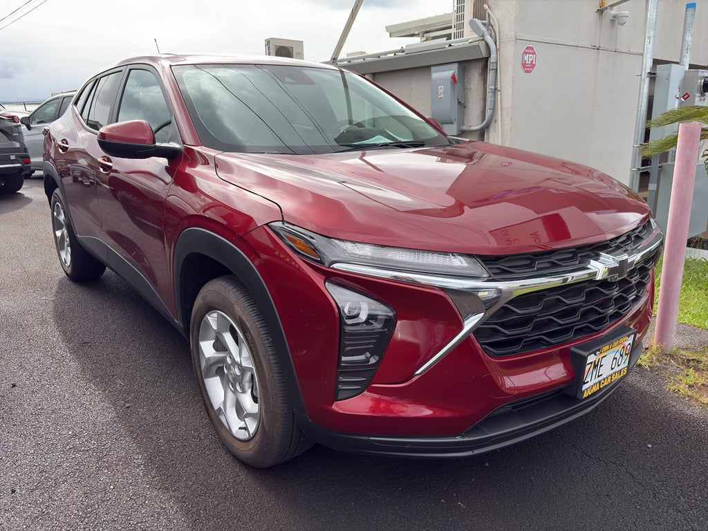 2025 Chevrolet Trax LS